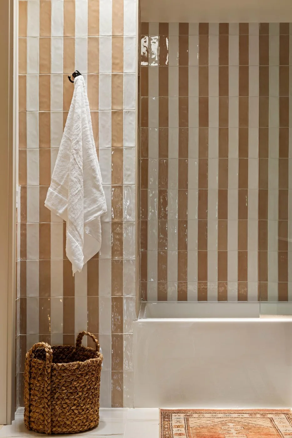 Detailed striped tile bathroom wall